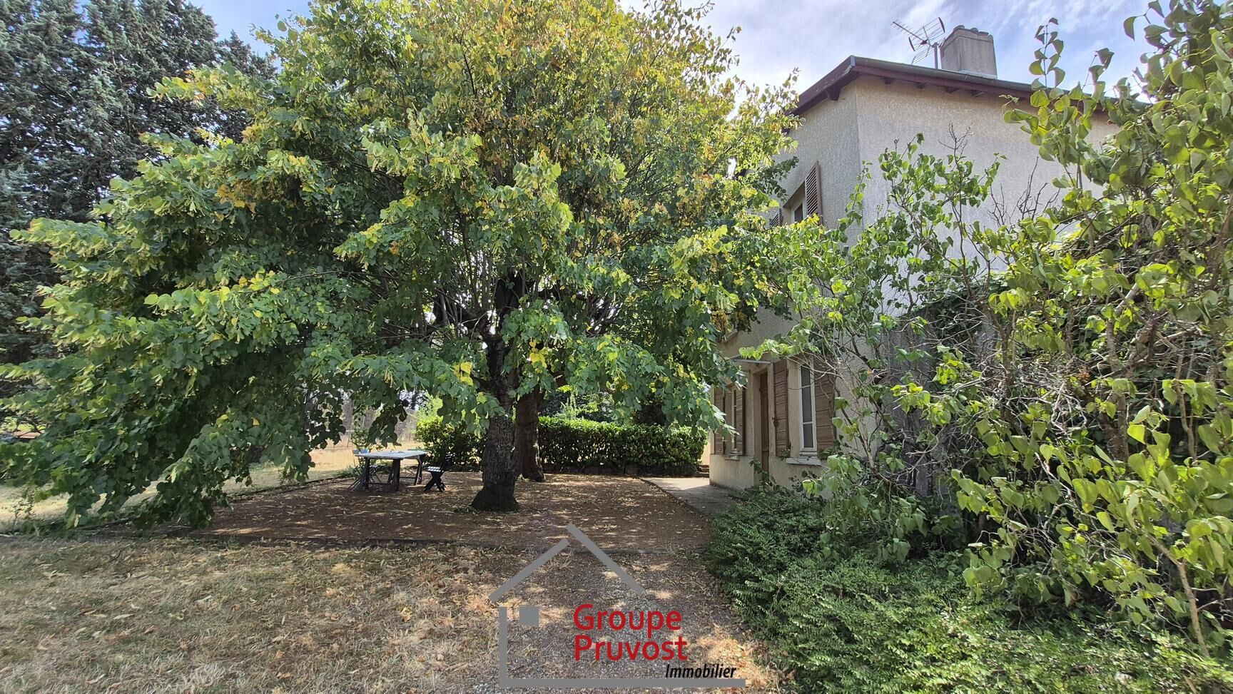 gedeon-photo-107f24f1d39b9eec942776bb419e2748 Maison 6 pièces