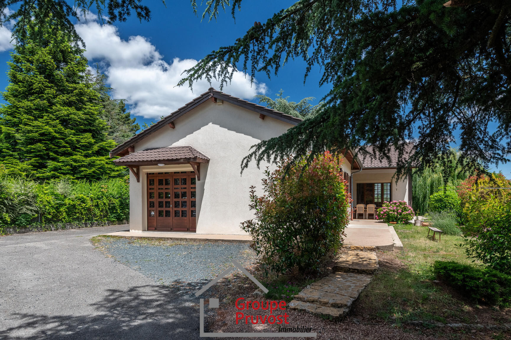gedeon-photo-1b66bea1a02e8e45a0a401038257035b Plain pied