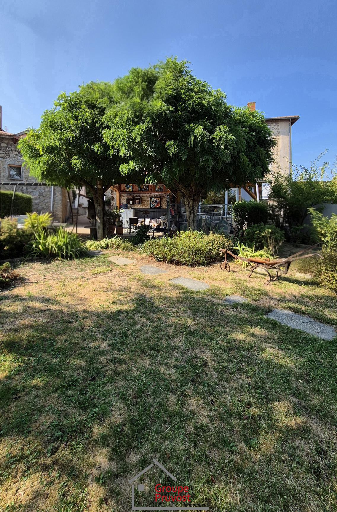 gedeon-photo-1e0c4031548a2dcd7a411566146bf398 Maison familiale
