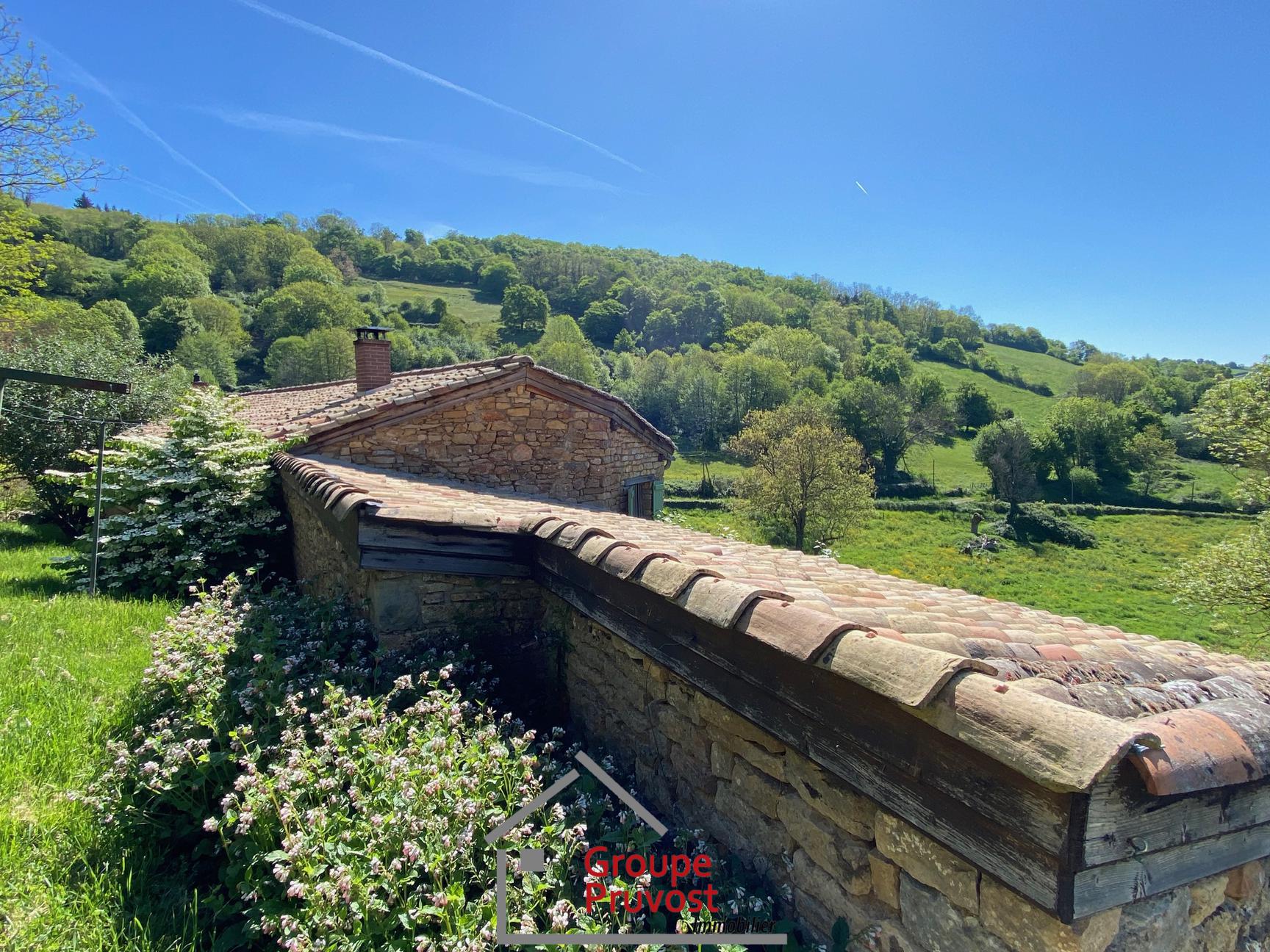 gedeon-photo-438ee0b1e857074dcc4bf7d1f1809342 Maison de village