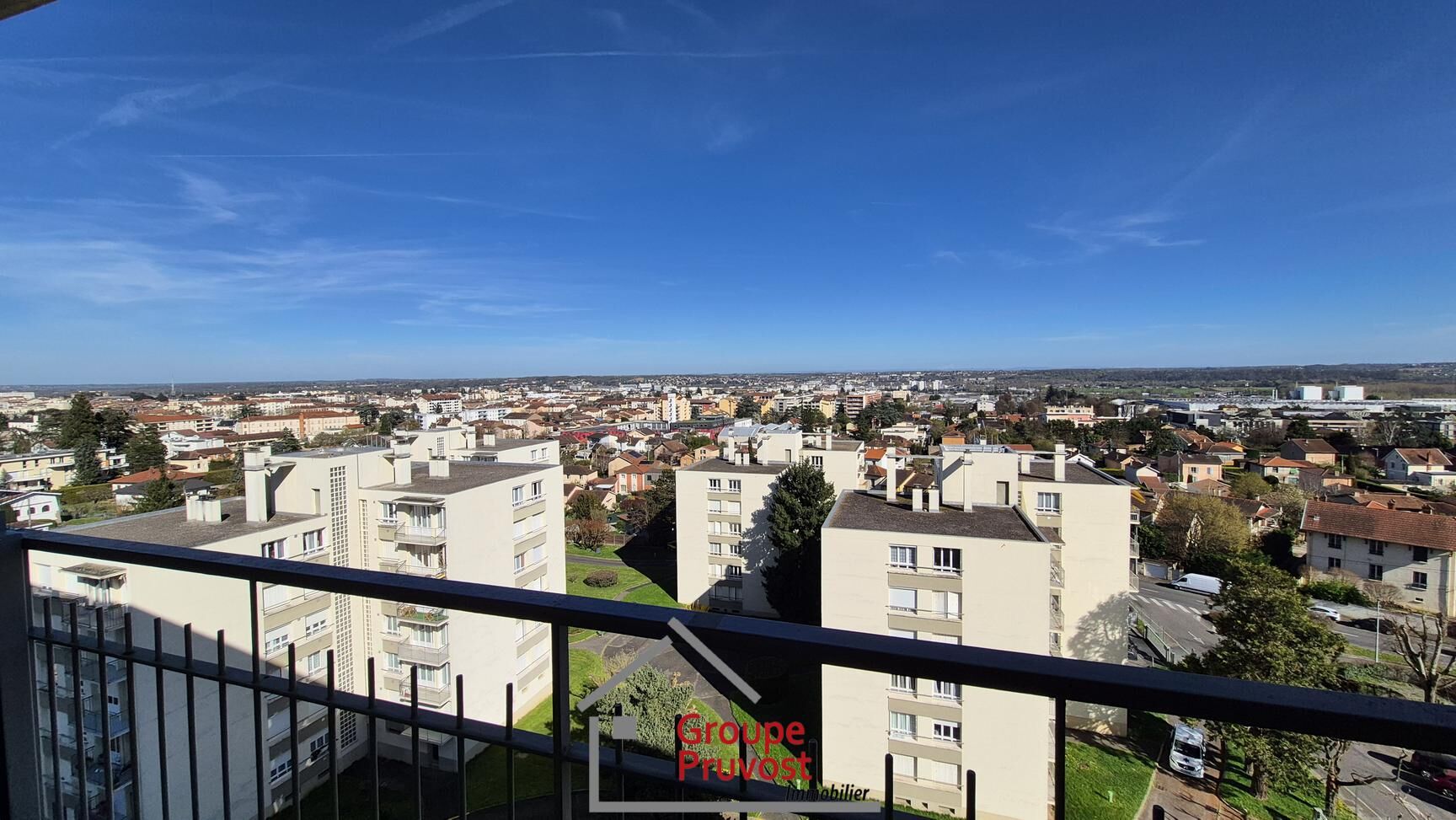 gedeon-photo-4f2334e58514188a67c54efcf3109af2 T4 70m²