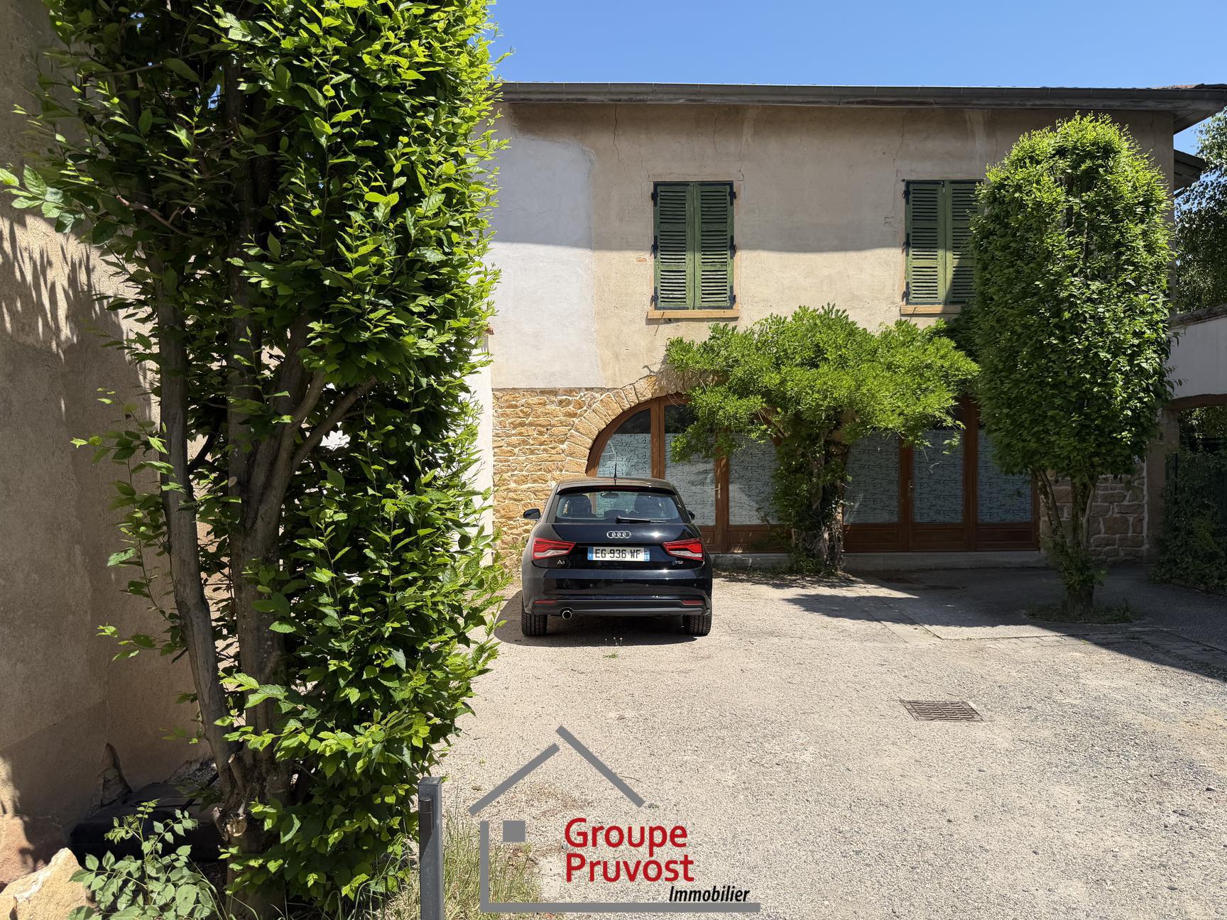 gedeon-photo-704196d01253182834b4d4f9d10f6d90 Maison de village
