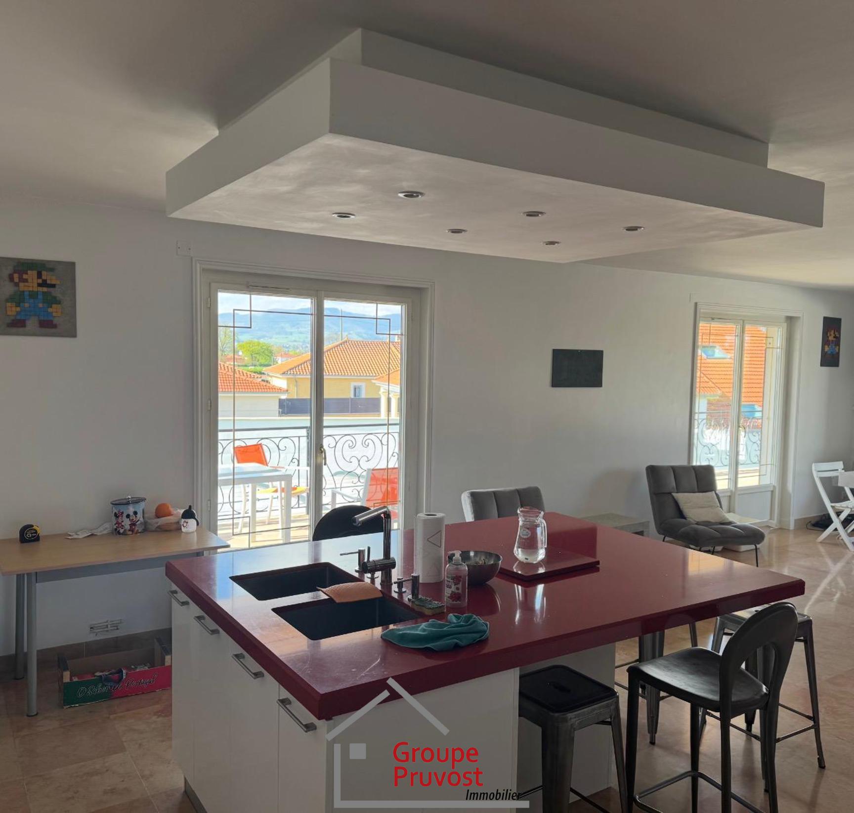 gedeon-photo-72986745d40503c3cb41213b55706a2e Vente Maison 282 m² à Pouilly-les-Nonains 325 000 €