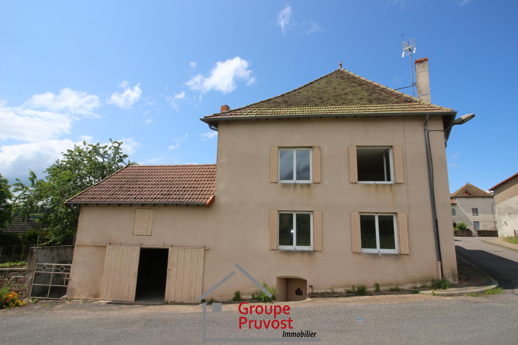 gedeon-photo-d22f518b902bcf3f1324399968553b7a Maison avec terrain