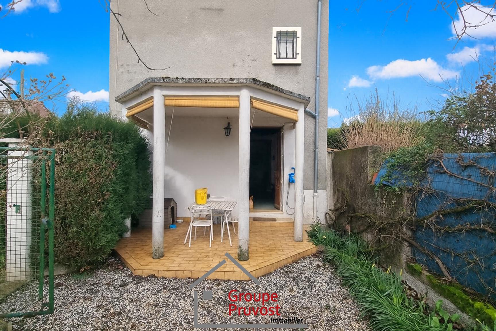 gedeon-photo-dfe9397cb92387ca66d260b0b49aa7cd Maison de village avec terrain