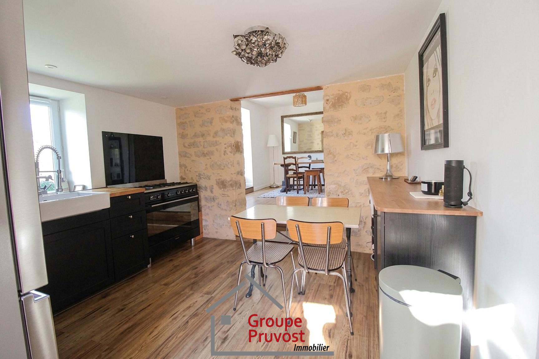 gedeon-photo-f1e7470d88c0bb14e27b2b7426467628 Maison centre Limas