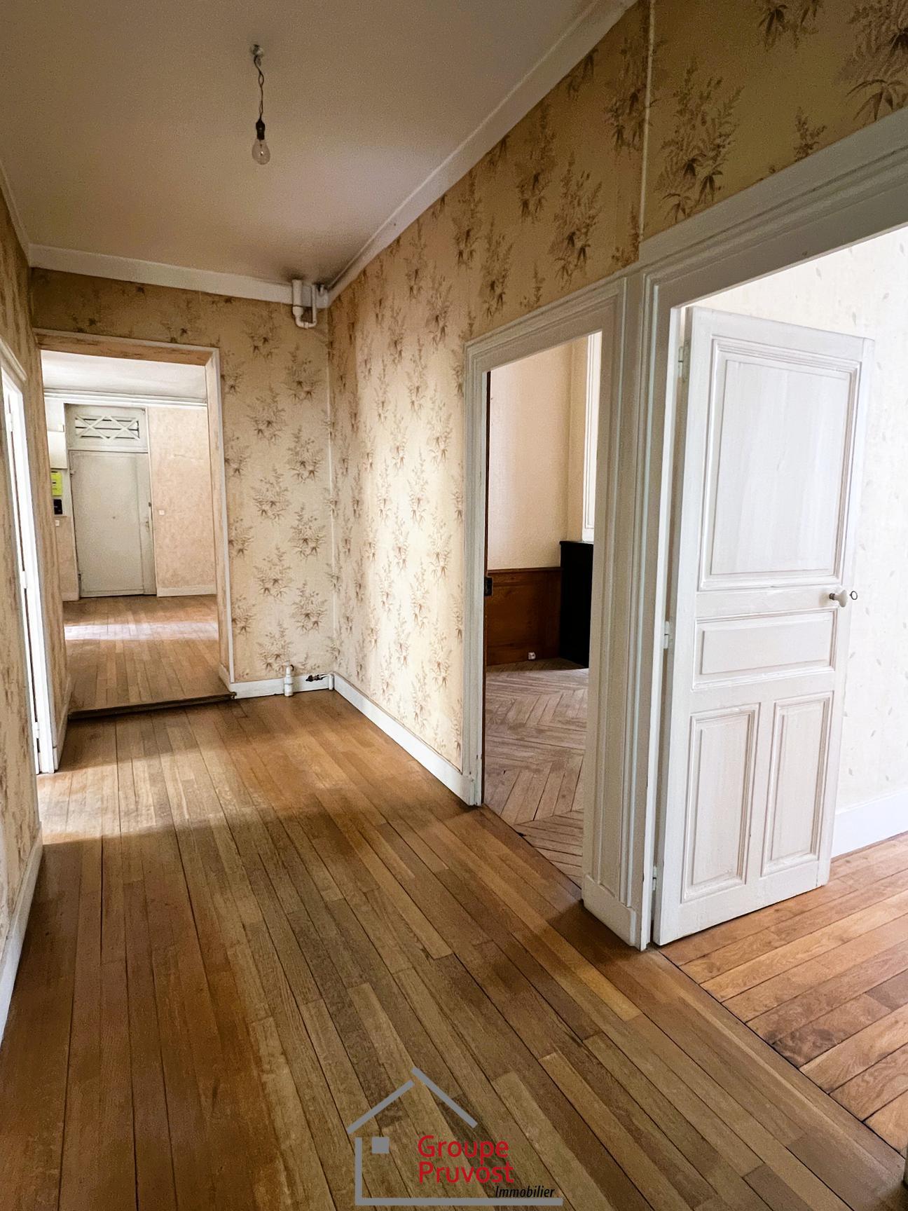 gedeon-photo-f4c976c99d55bf5033f68a77efba1efe Bel appartement bourgeois
