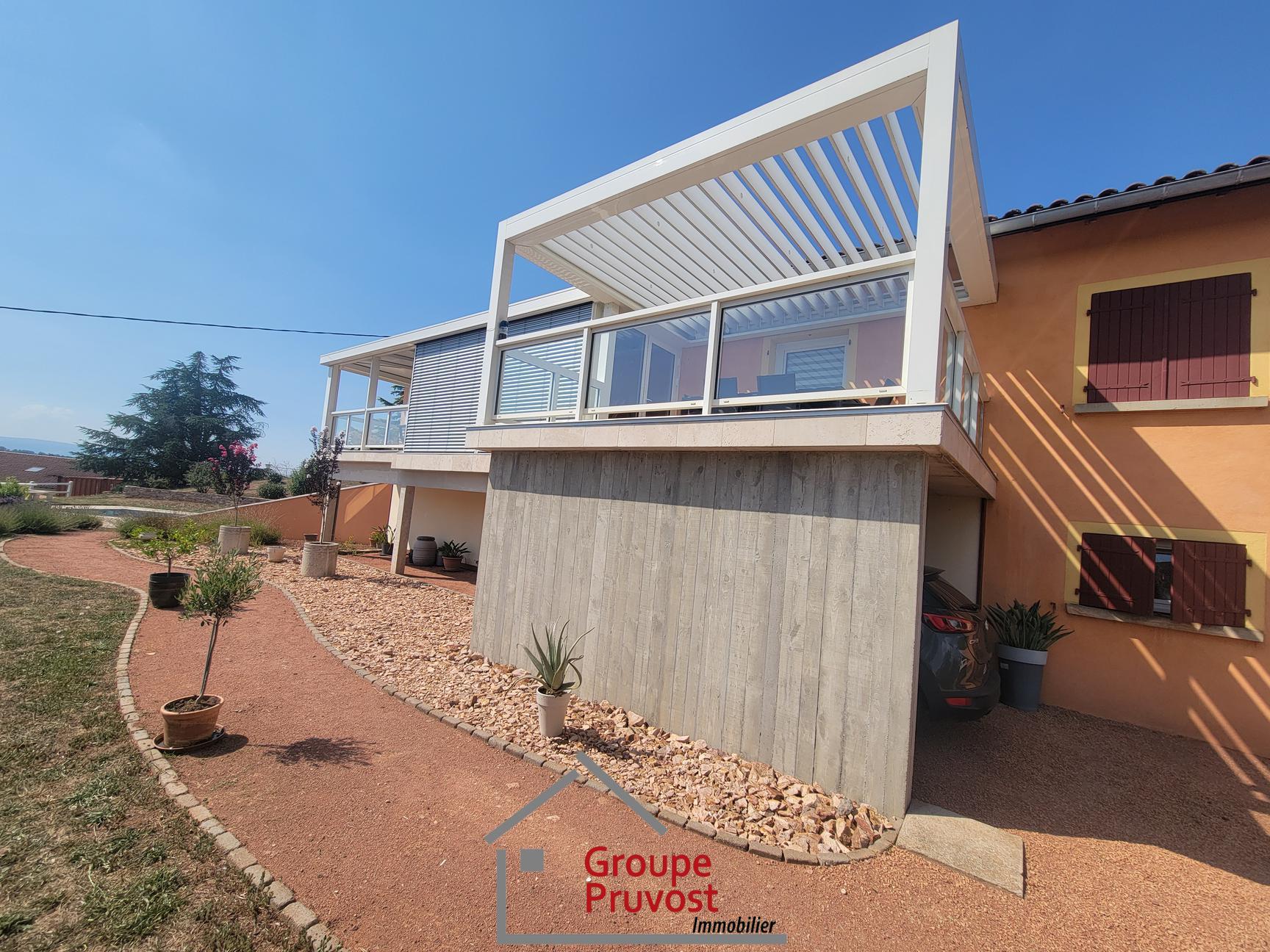 Vente Maison 245 m² à Charlieu 465 000 €
