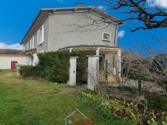 Maison de village avec terrain