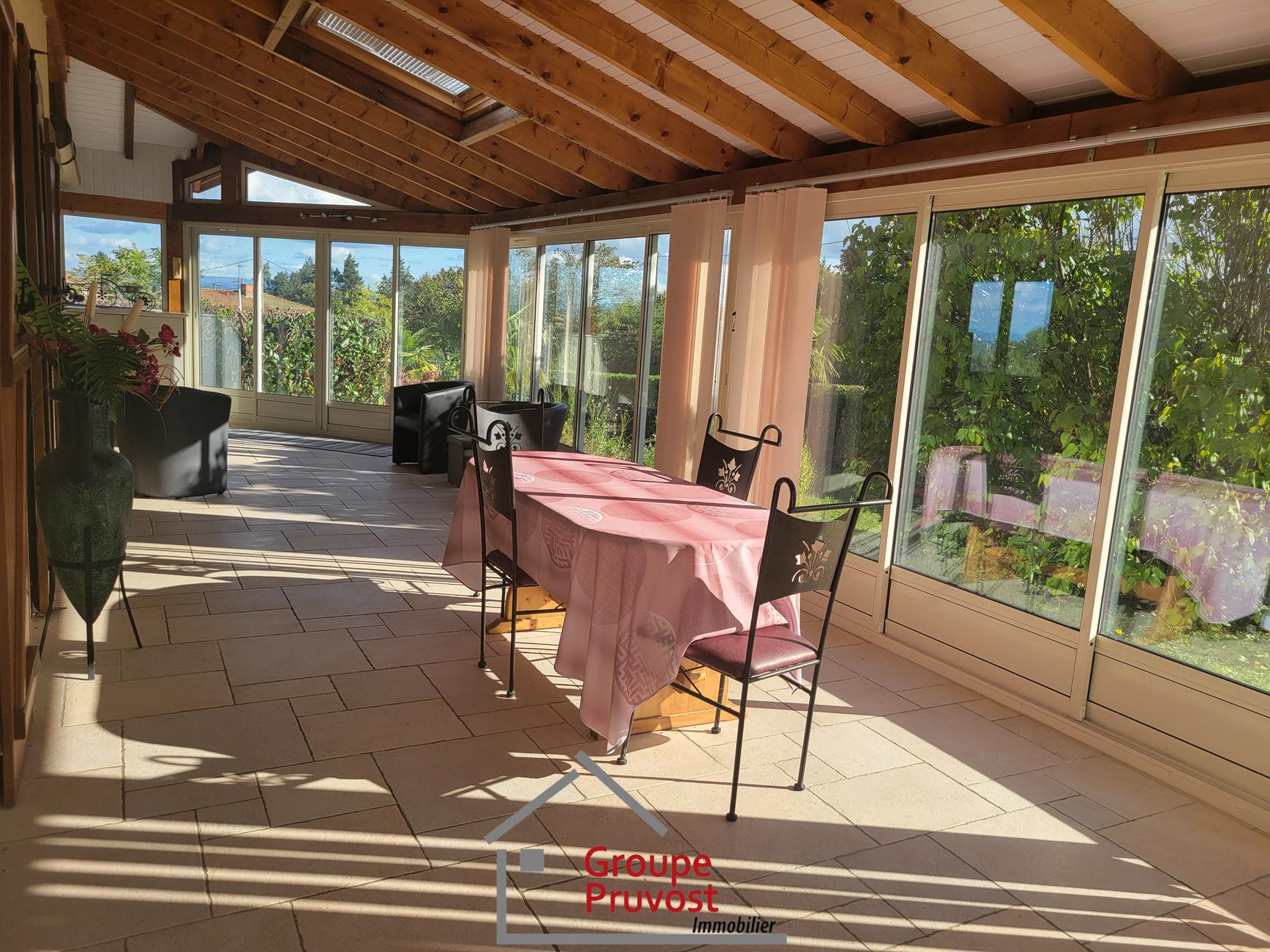 gedeon-photo-3b93add630ce53ae572cf0af31c2dfcb Vente Maison 196 m² à Renaison 383 000 €