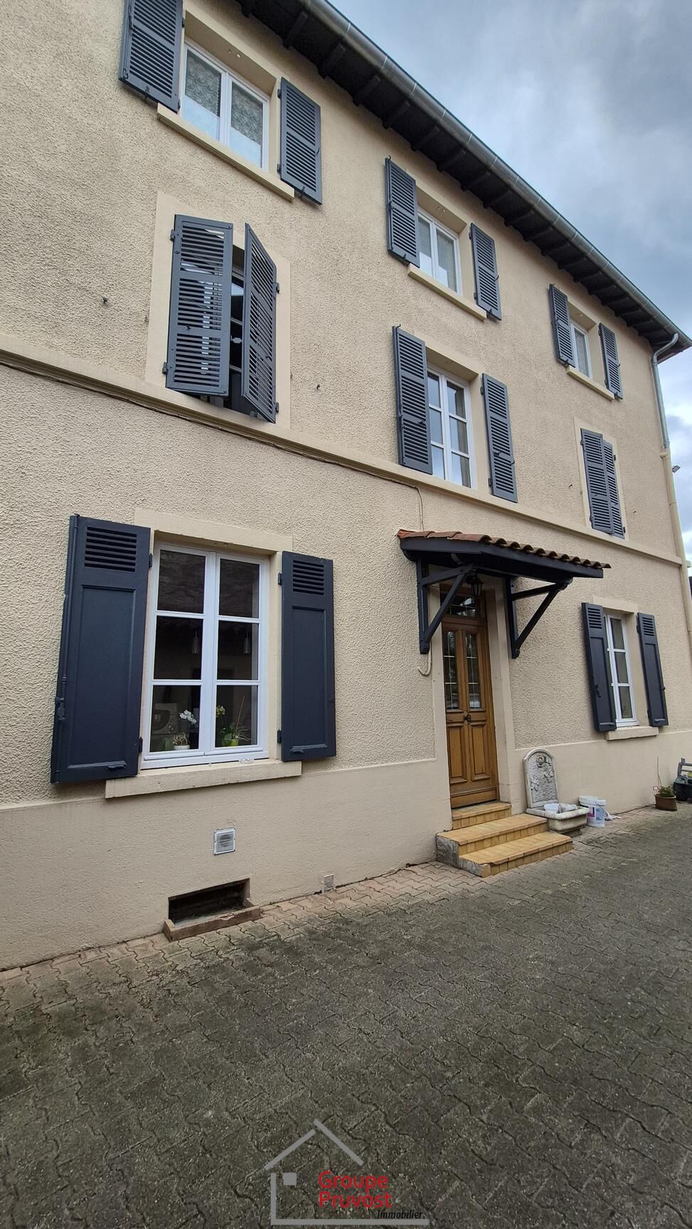 gedeon-photo-46e2f02642bb3abc54e0e052439f9a31 Maison + dependances