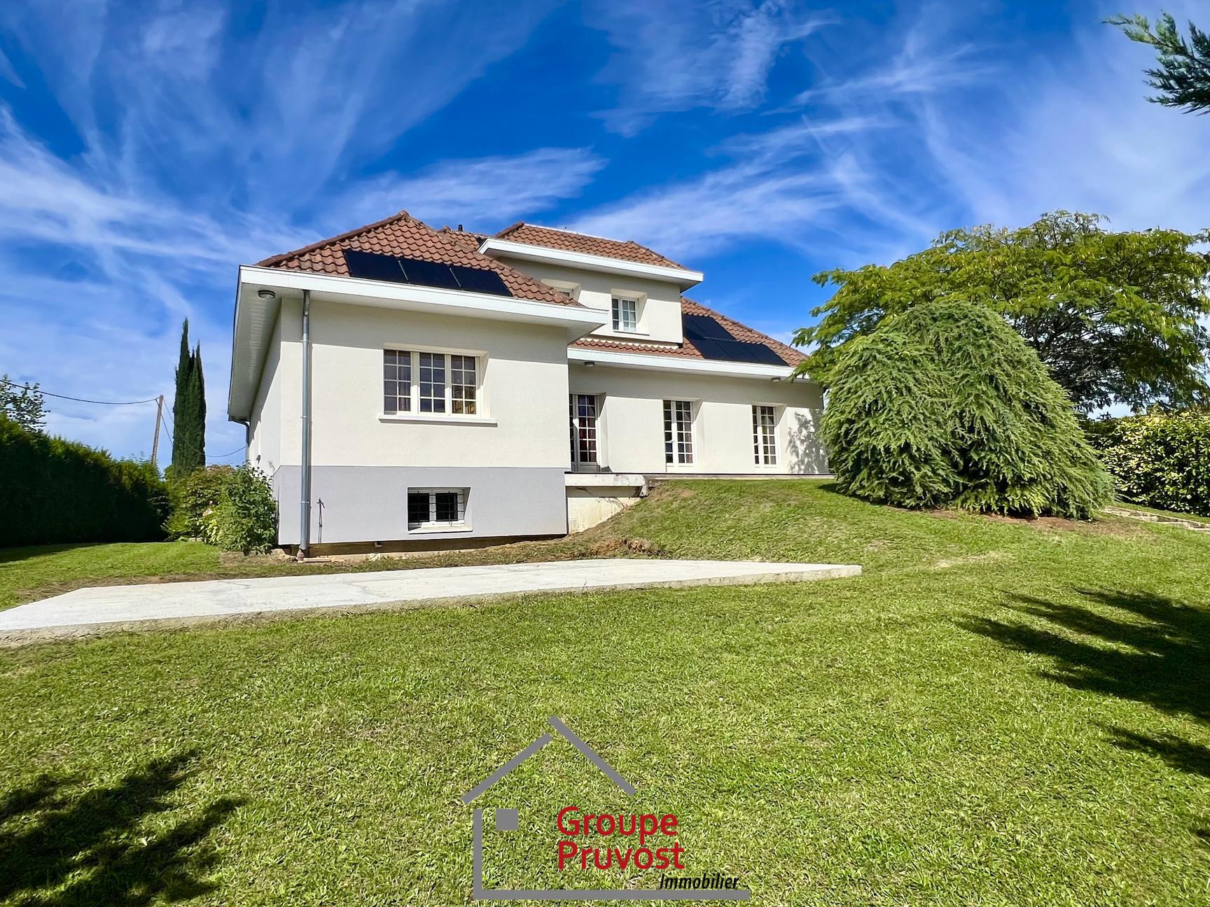 gedeon-photo-59920daaa24ed9aa5f34bf6f6434303a Belle propriété 7 chambres