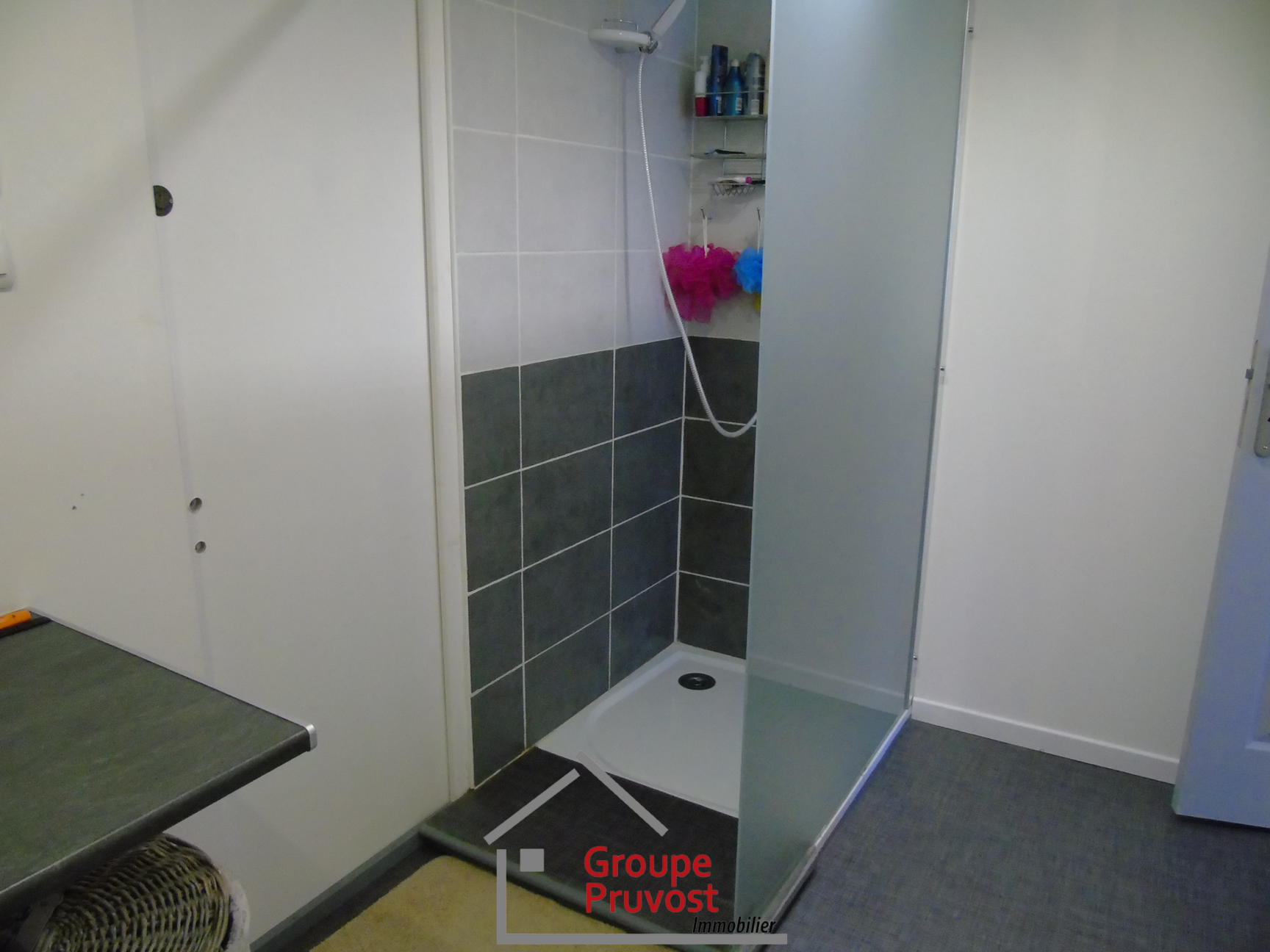 Vente Immeuble 430 m² à Le Coteau 295 000 €