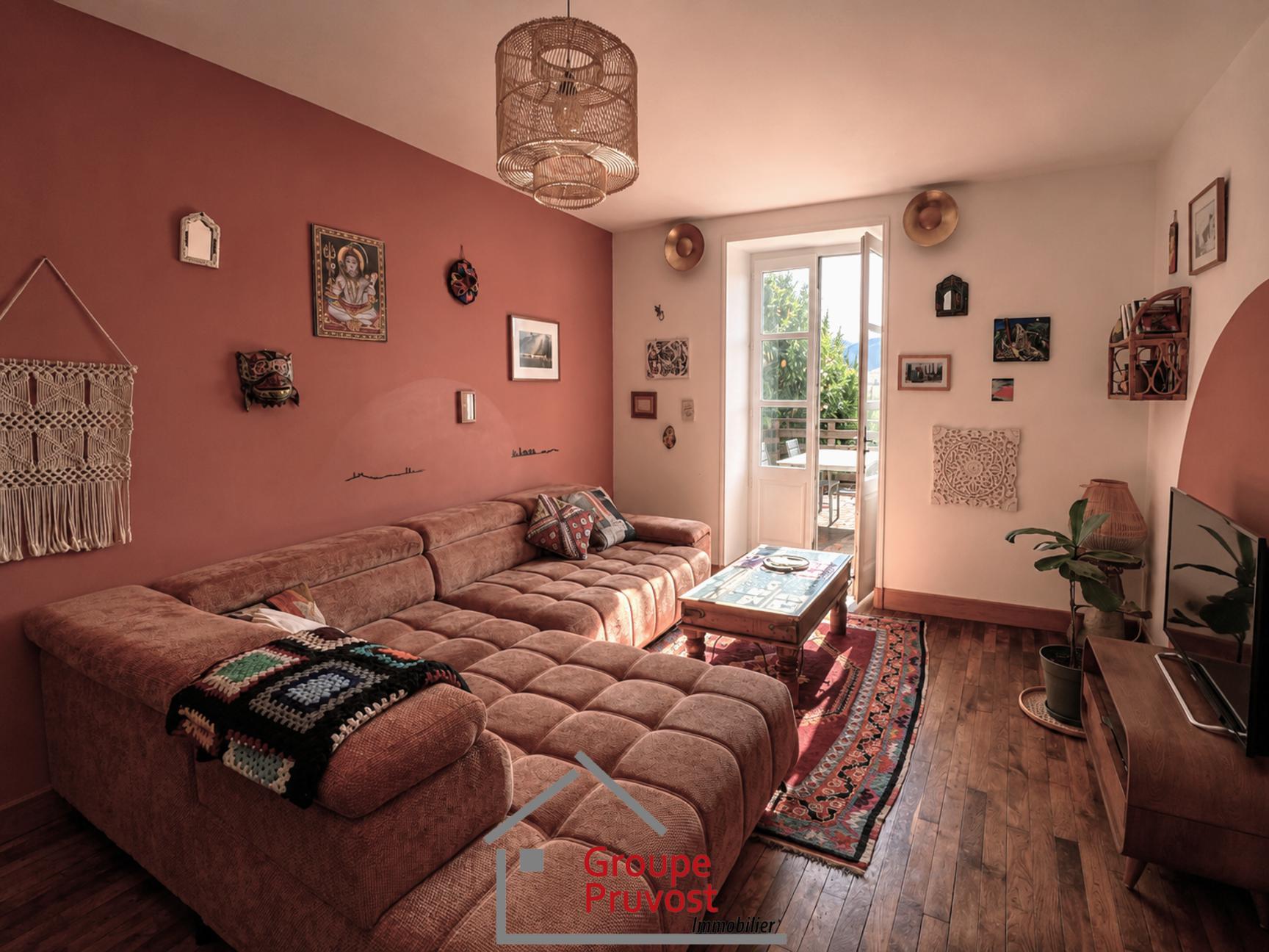 gedeon-photo-625bf8265a3c98760cf292c49769035d Jolie maison en pierres