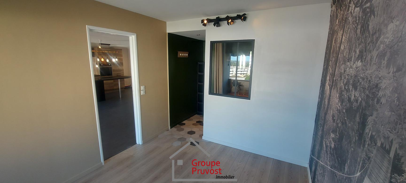Vente T4 84 m² à Roanne 146 000 €
