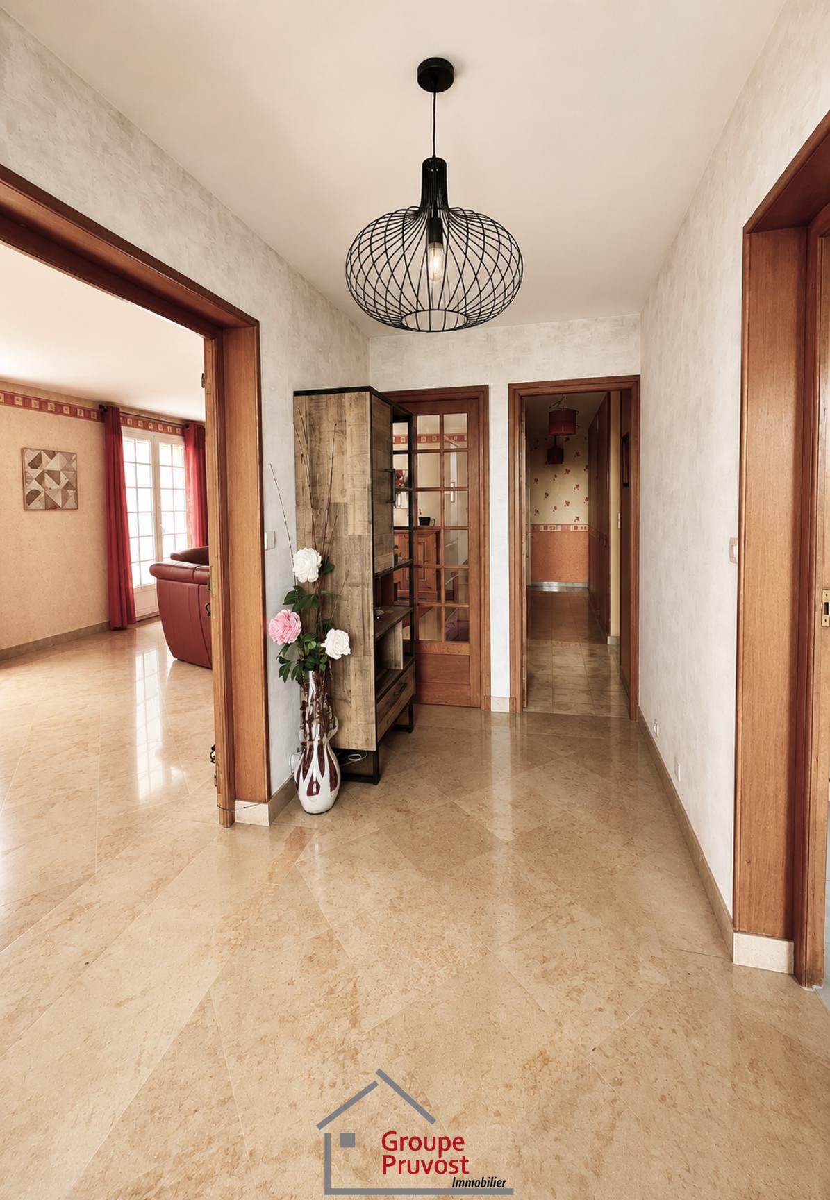 gedeon-photo-72ab328f5f6e8e98da07f072f7d3829f Belle propriété 7 chambres