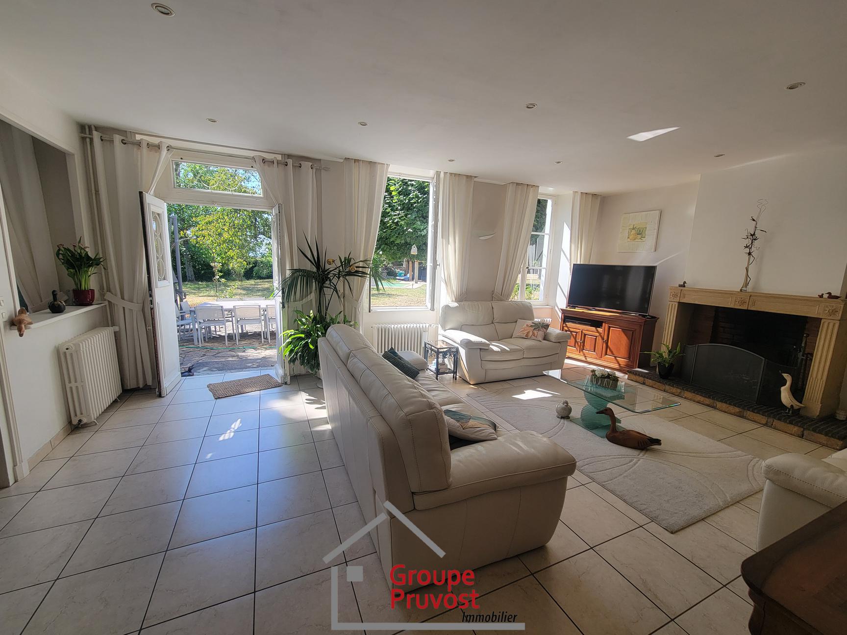 Vente Propriété 290 m² à Renaison 720 000 €