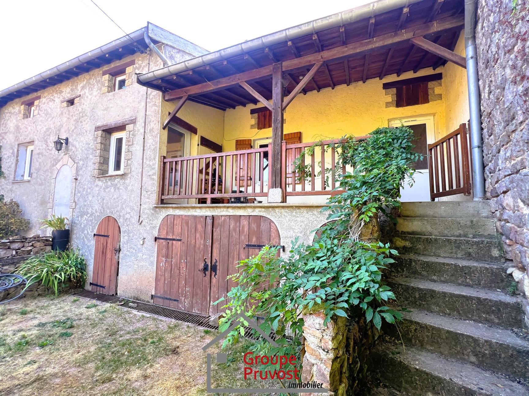 gedeon-photo-779d74c64b4fe18ed40e8c1942d3903b Jolie maison en pierres
