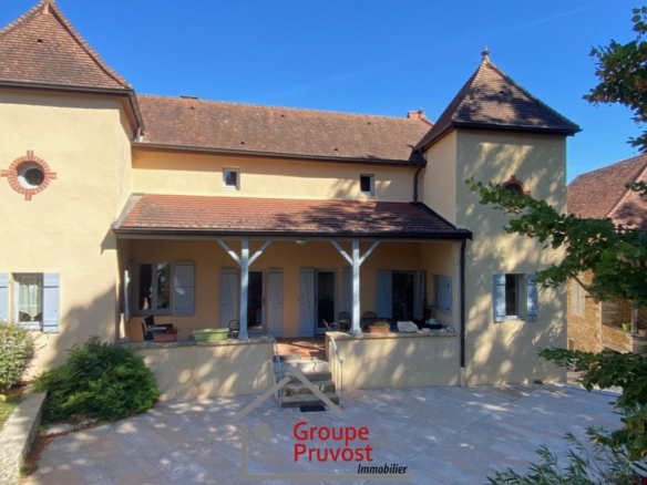 Vente Maison 228 m² à Cluny 580 000 €