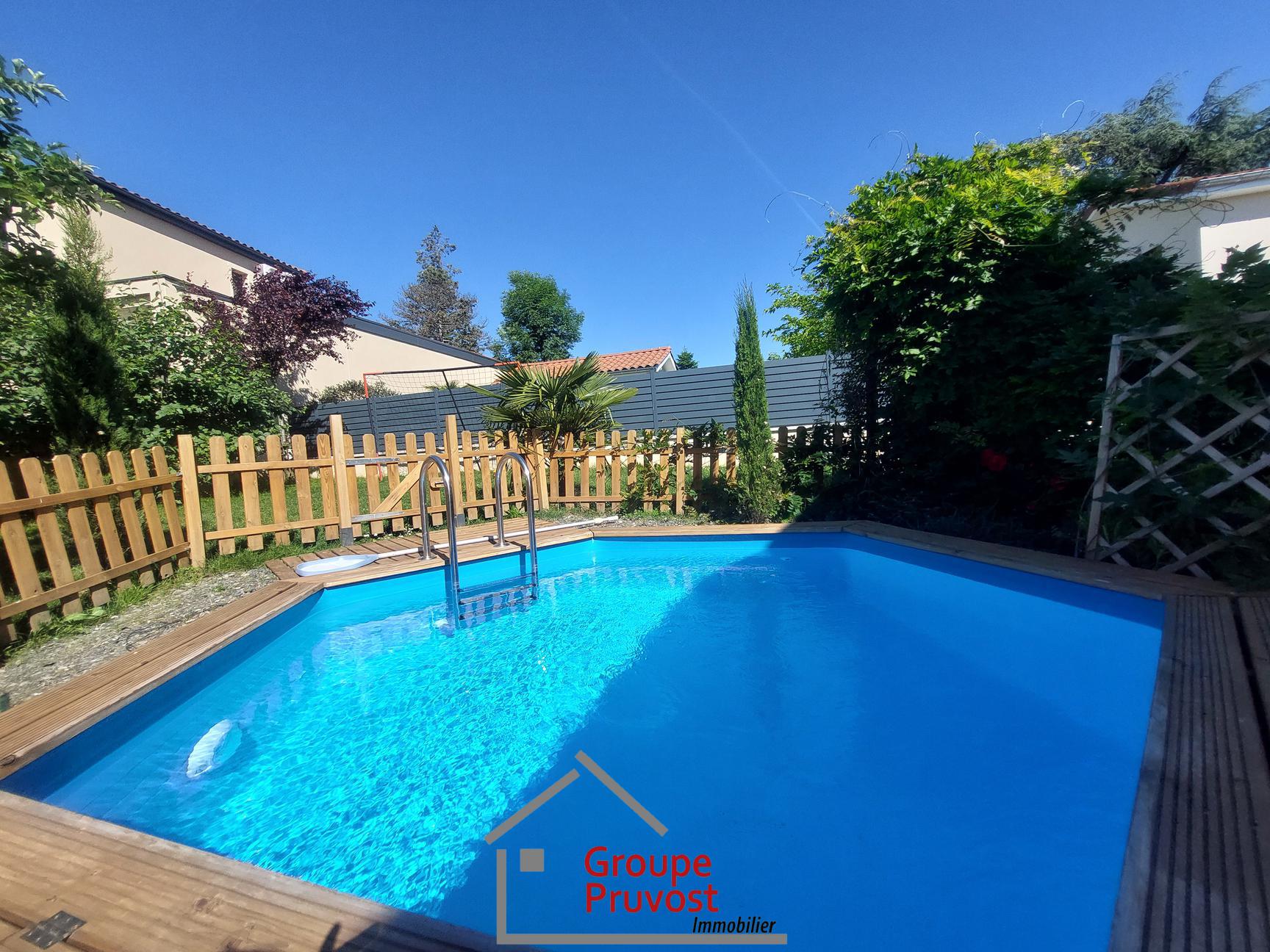 gedeon-photo-8a999a5ac11ec505c452f50d1d73ec1d Maison 6 pièces 116 m²