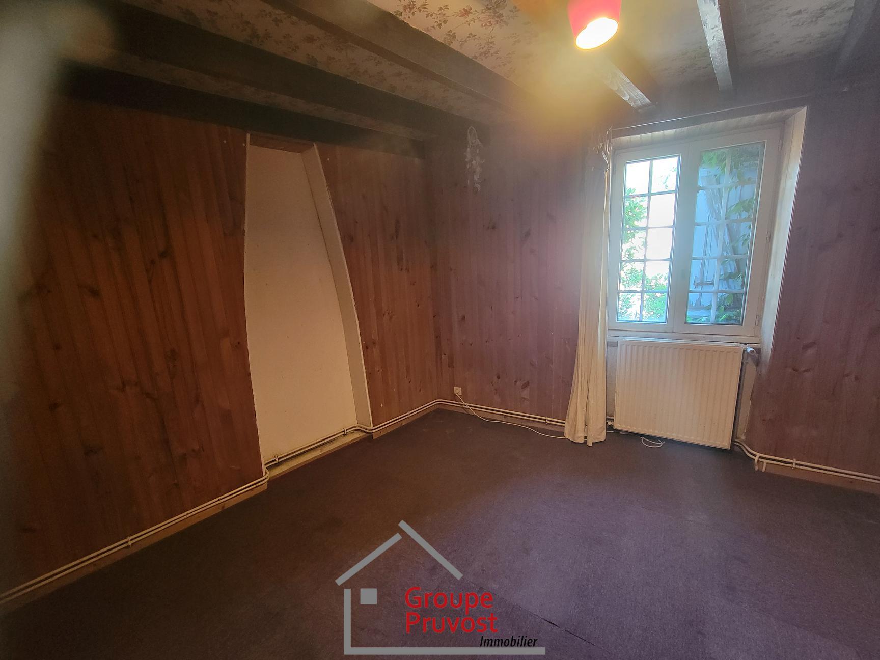 Vente Maison de village 200 m² à Renaison 99 900 €