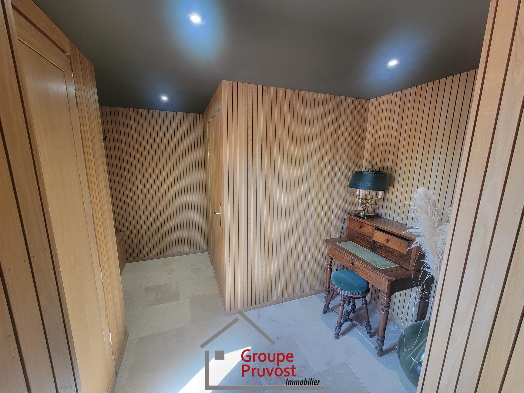 Vente Maison 245 m² à Coutouvre 465 000 €