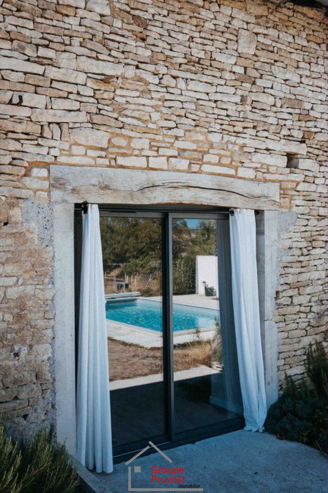 Maison en pierre