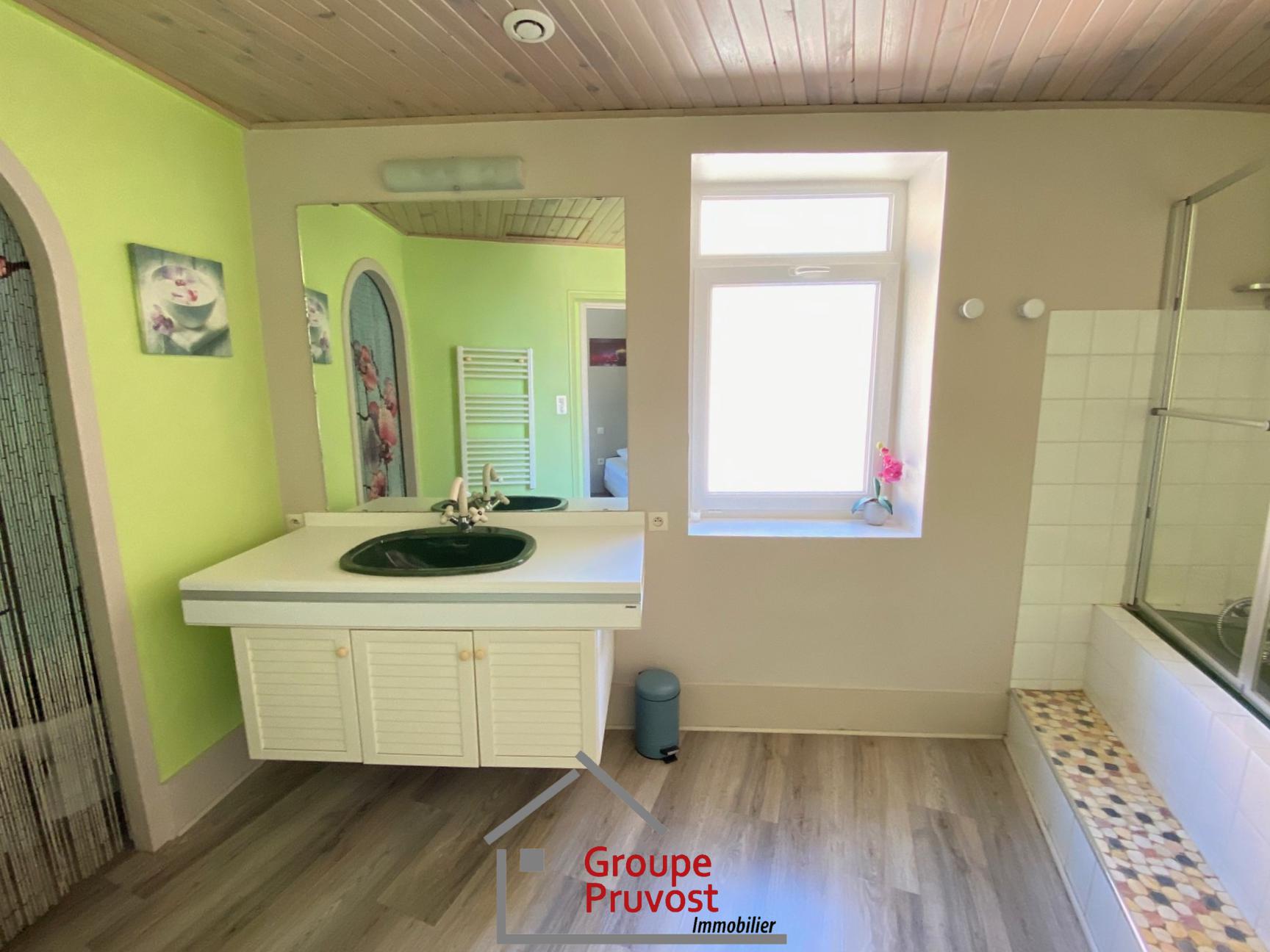 gedeon-photo-ad9dd4f6c9db460248935f4fadb7772d Maison de village