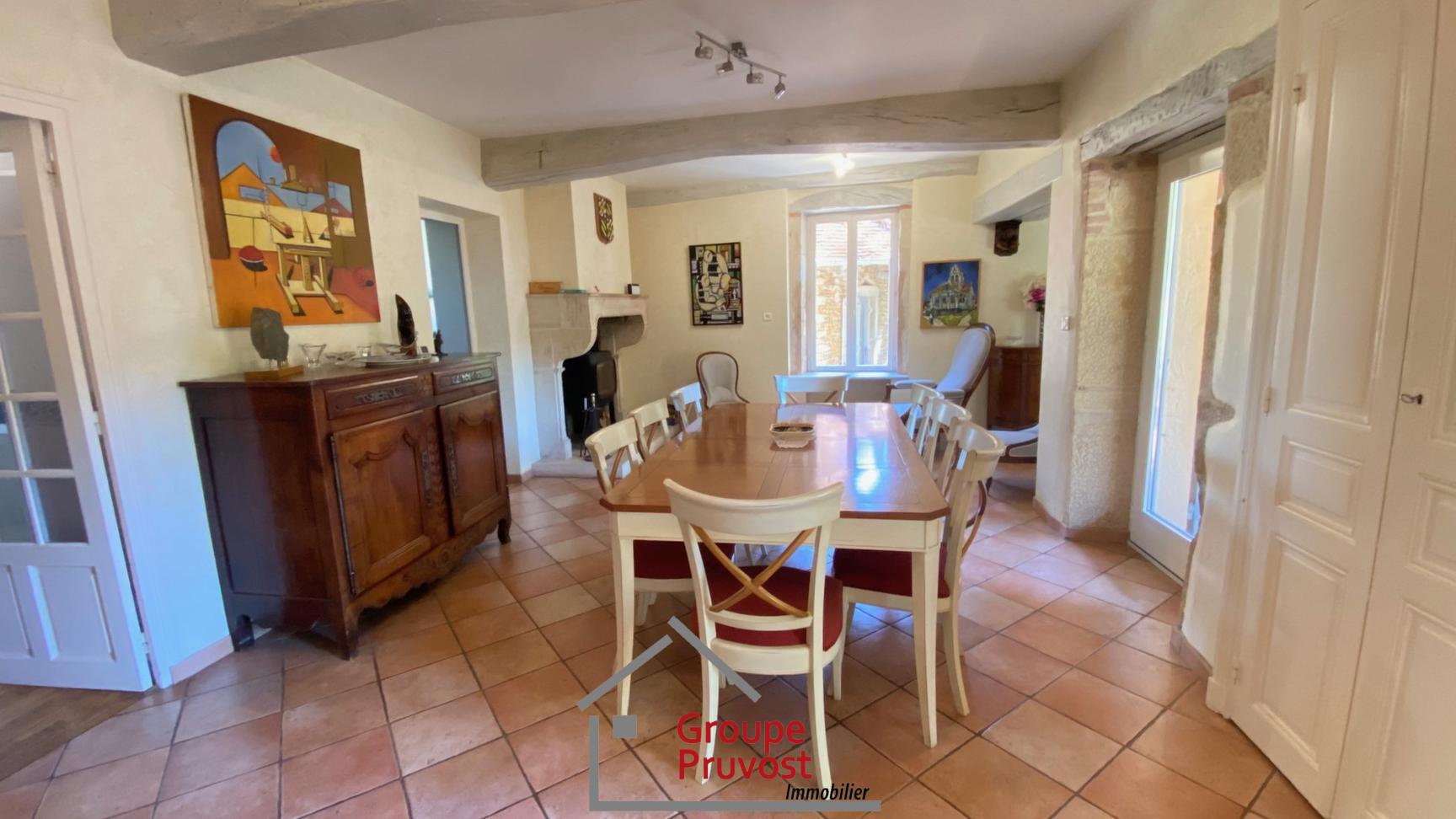 Vente Maison 228 m² à Cluny 580 000 €