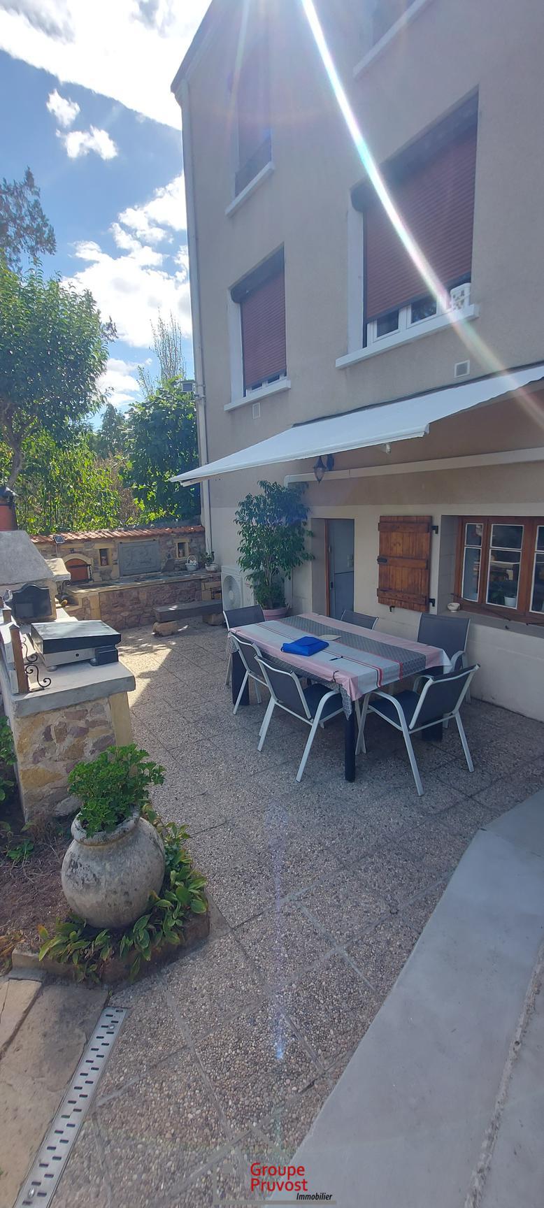 Vente Maison 143 m² à Villerest 238 000 €