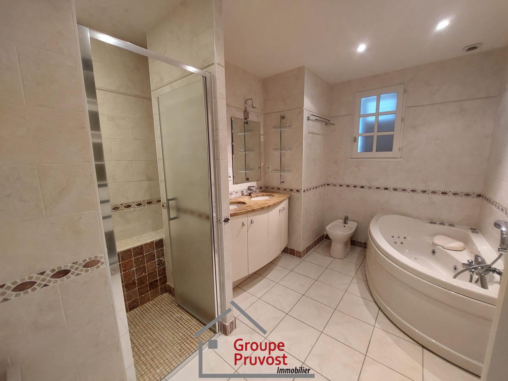 Vente Villa 170 m² à Pollionnay 472 000 €