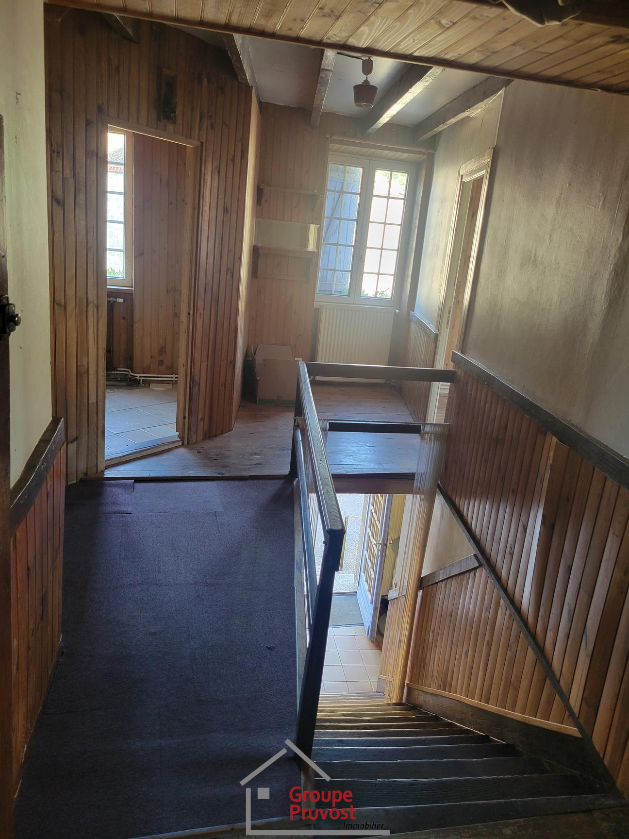 Vente Maison de village 200 m² à Renaison 99 900 €