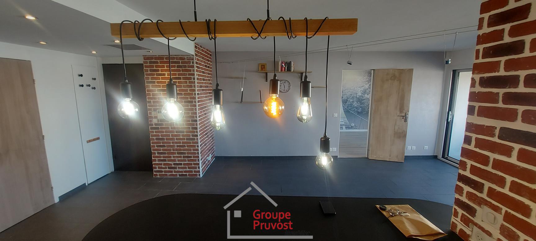 Vente T4 84 m² à Roanne 146 000 €