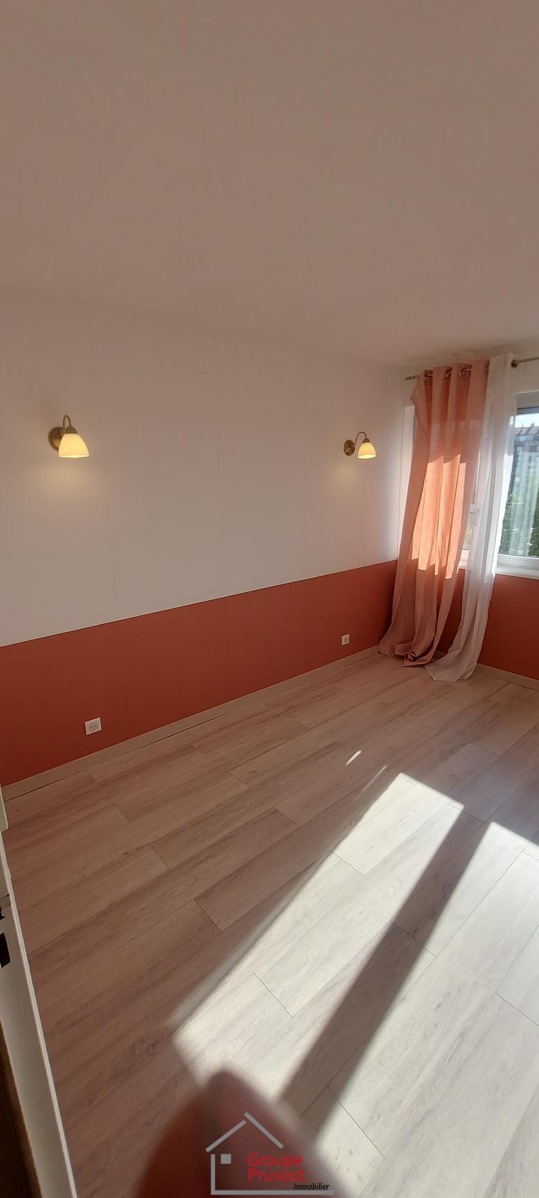 Vente T4 84 m² à Roanne 146 000 €