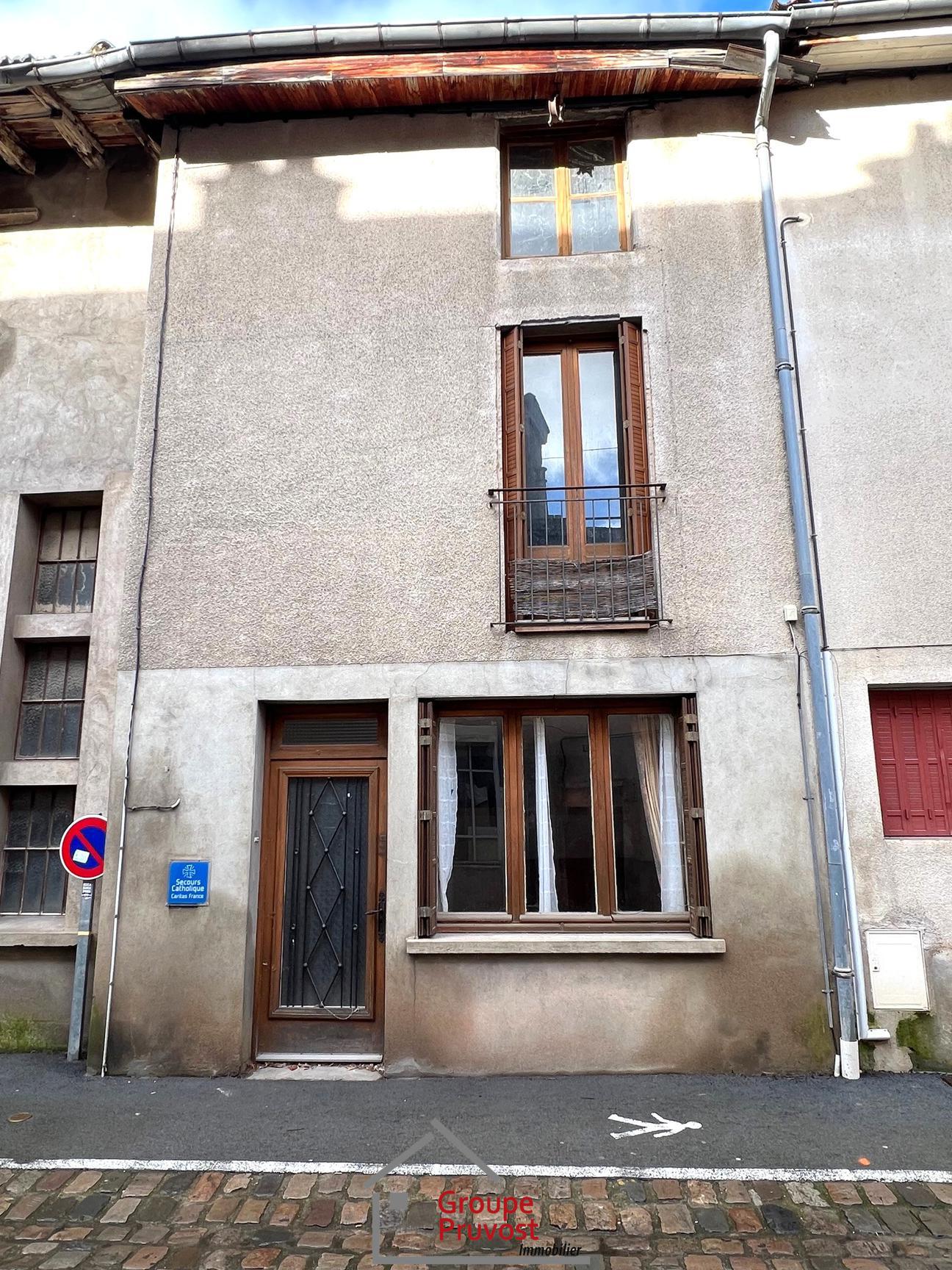 gedeon-photo-fc93fce84e0e9bfbbc1946f4ed87f5bd Vente Immeuble 160 m² à Cluny 172 000 €